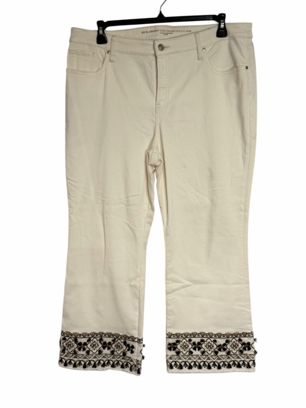 Chico's sz 3 (16) Cream So Slimming Girlfriend Kick Flare Crop Jeans